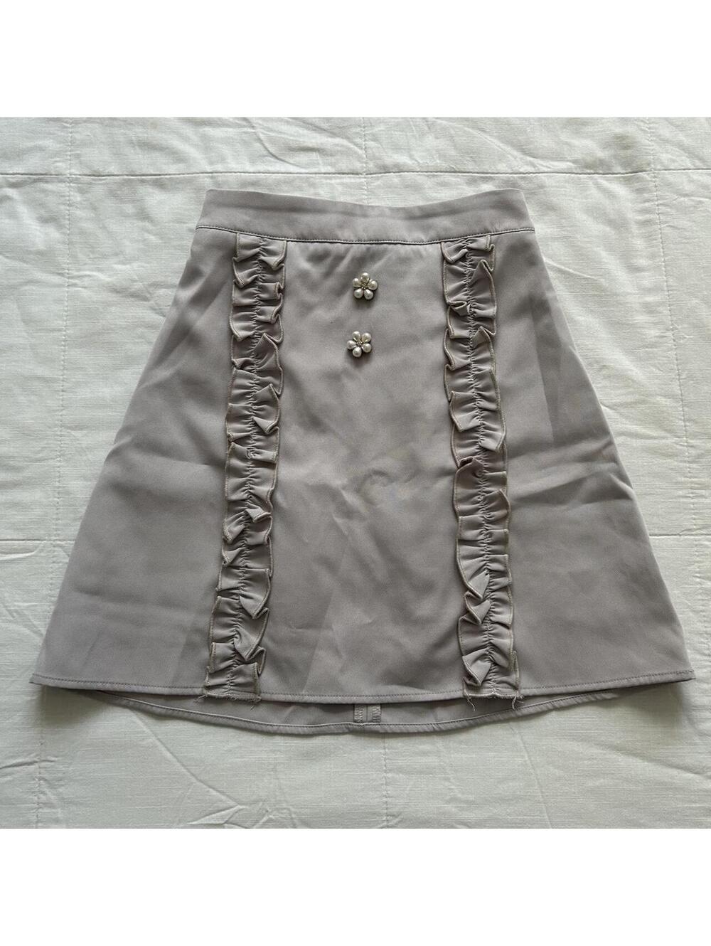 Evelyn Taupe Ruffle Pearl Flower A-Line Mini Skirt XS Jirai Kei Japan